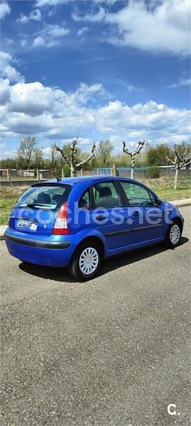 Usado Citroën C3 Furio 70 CV (51 kW) 2005 Azul Berlina