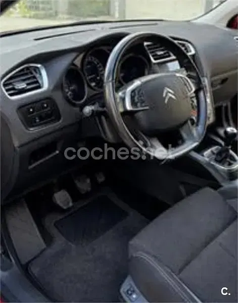 Usado Citroën C4 114 CV (83 kW) 2013 Gris / plata Berlina