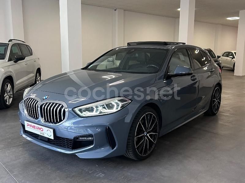 Usado BMW 118 M Sport 150 CV (110 kW) 2022 Gris / plata Utilitario