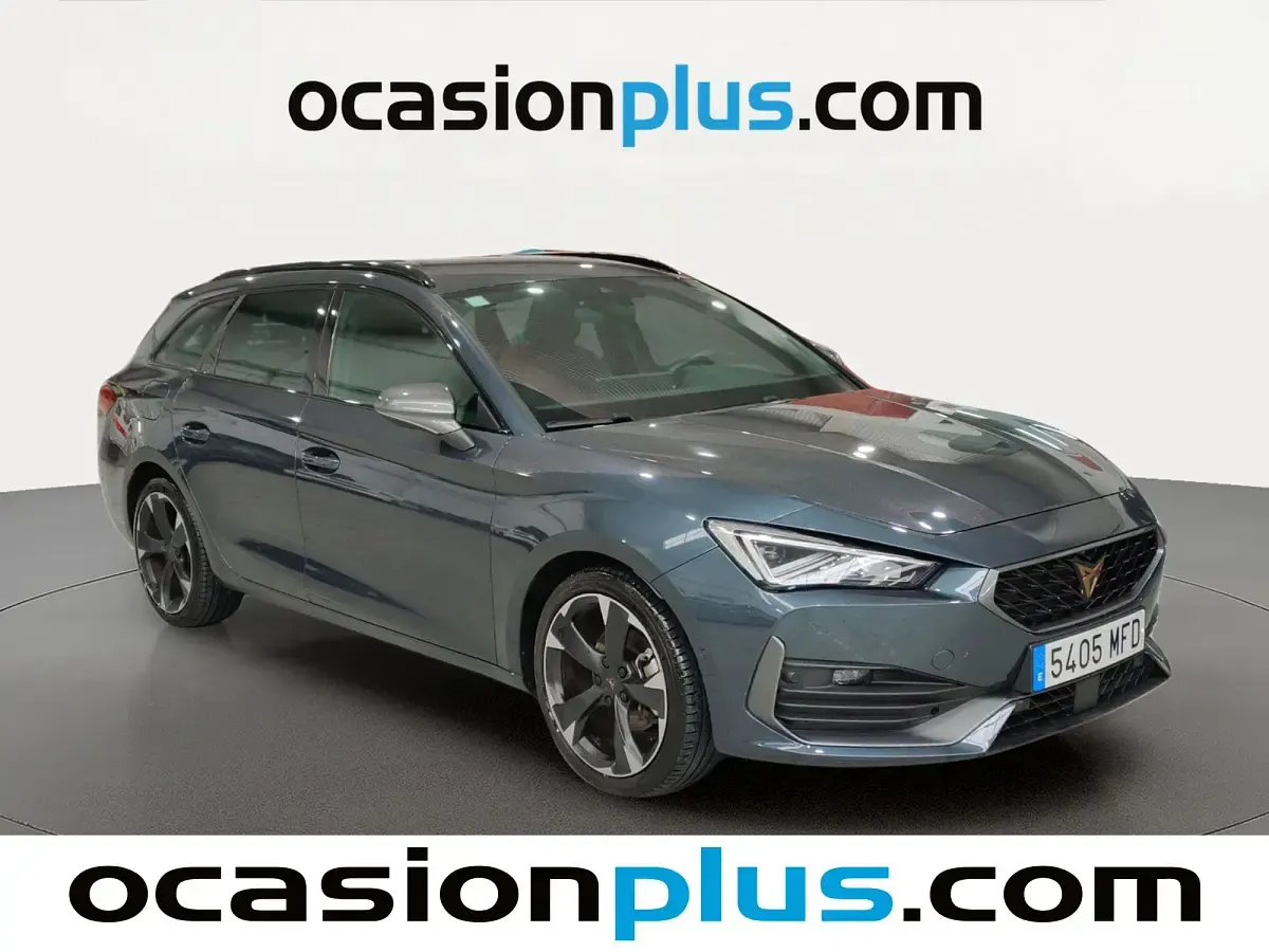 Usado Cupra Leon 150 CV (110 kW) 2023 Gris Familiar