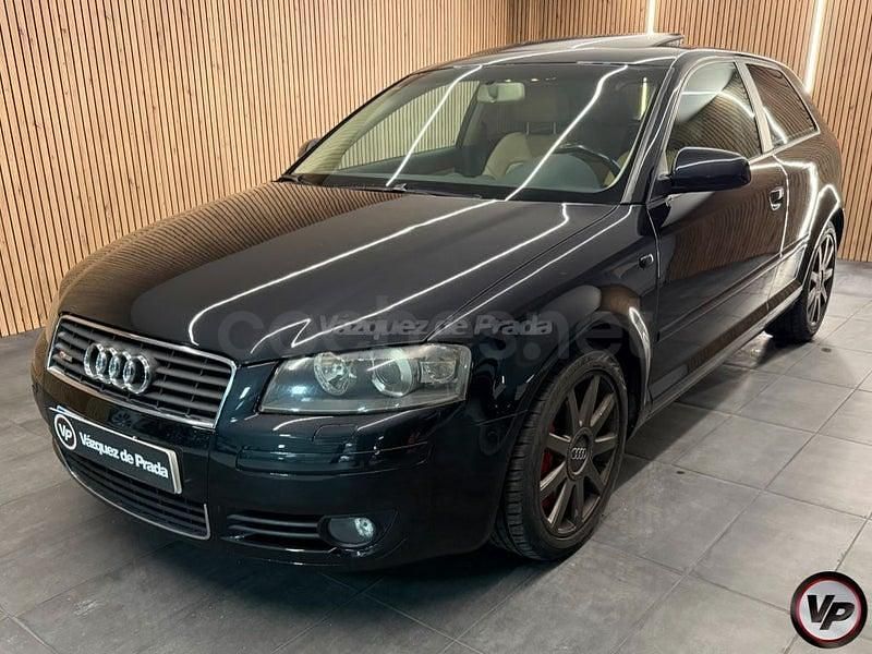Usado Audi A3 Ambition 250 CV (183 kW) 2004 Negro Utilitario