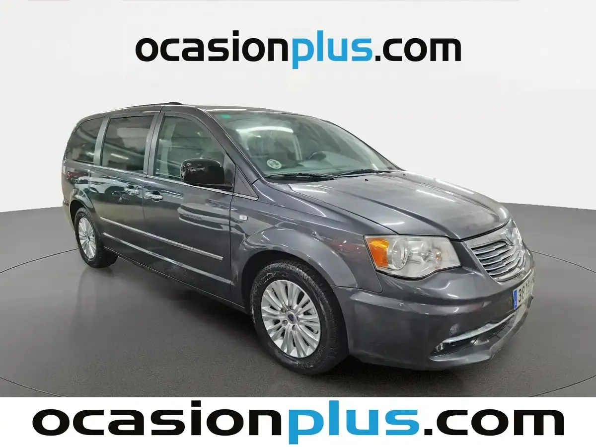 Usado Lancia Voyager Gold 163 CV (119 kW) 2011 Negro Monovolumen