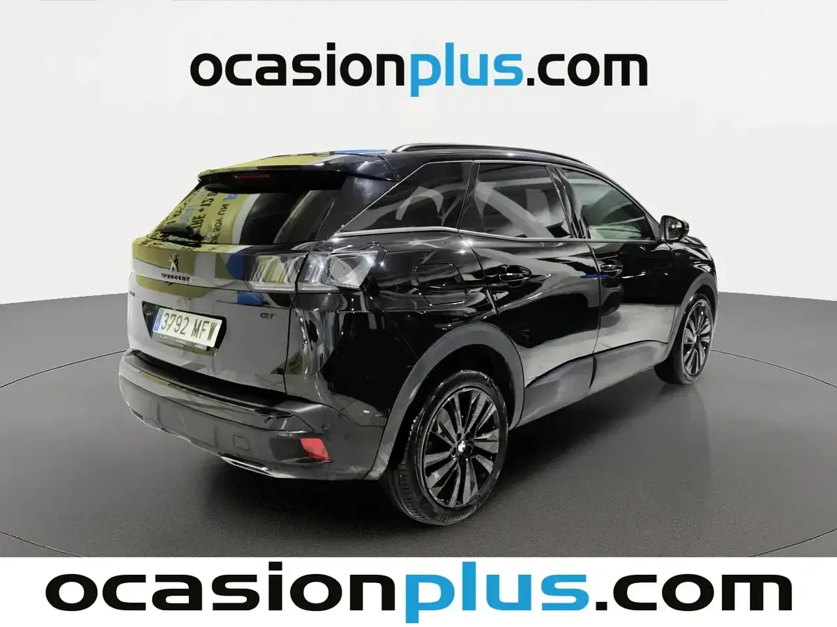 Usado Peugeot 3008 GT 130 CV (95 kW) 2023 Negro SUV