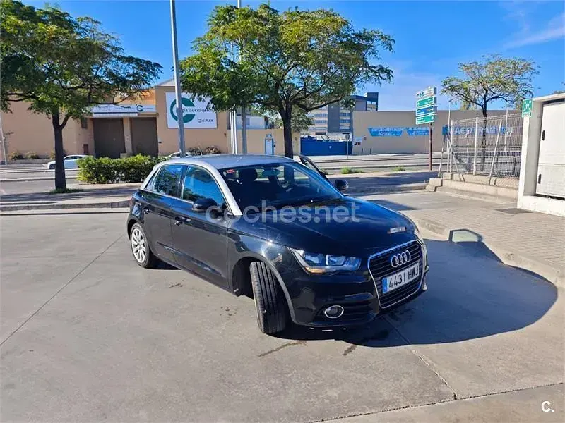 Usado Audi A1 Sportback 86 CV (63 kW) 2014 Negro Utilitario