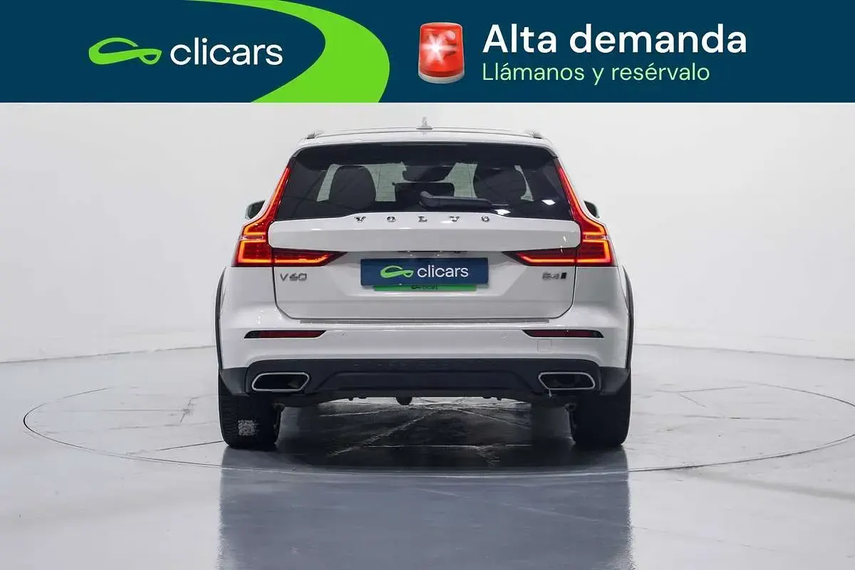 Usado Volvo V60 CC Pro 197 CV (144 kW) 2021 Blanco Familiar