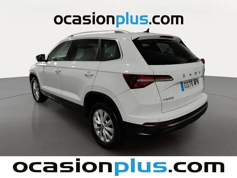 Usado Skoda Karoq Selection 115 CV (84 kW) 2024 Blanco SUV
