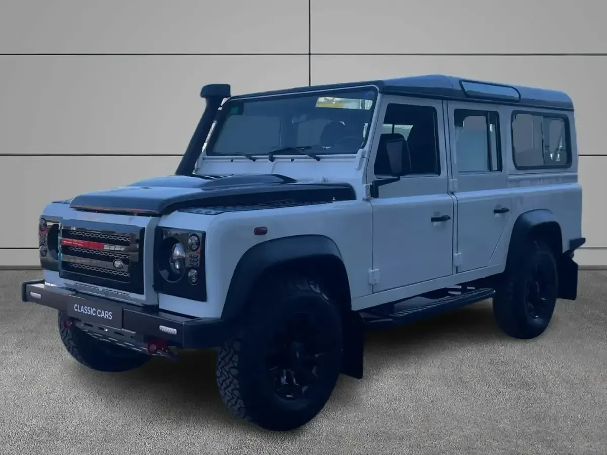 Usado Land Rover Defender SE 122 CV (89 kW) 2015 Familiar