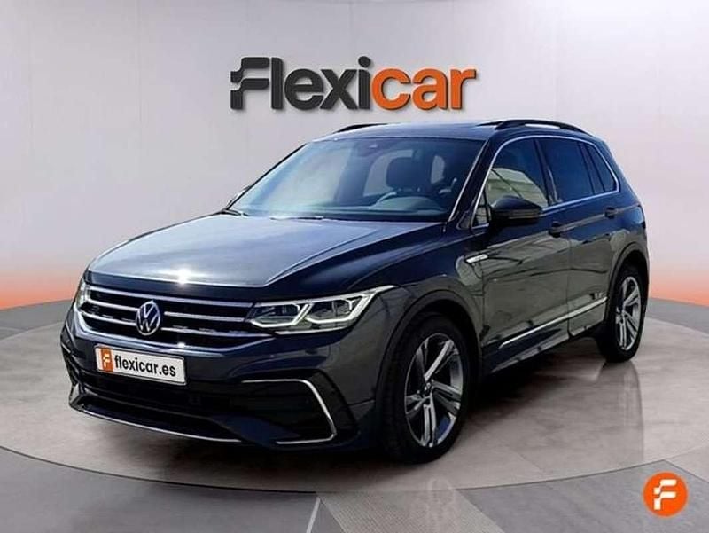 Usado VW Tiguan R-line 150 CV (110 kW) 2021 Gris SUV