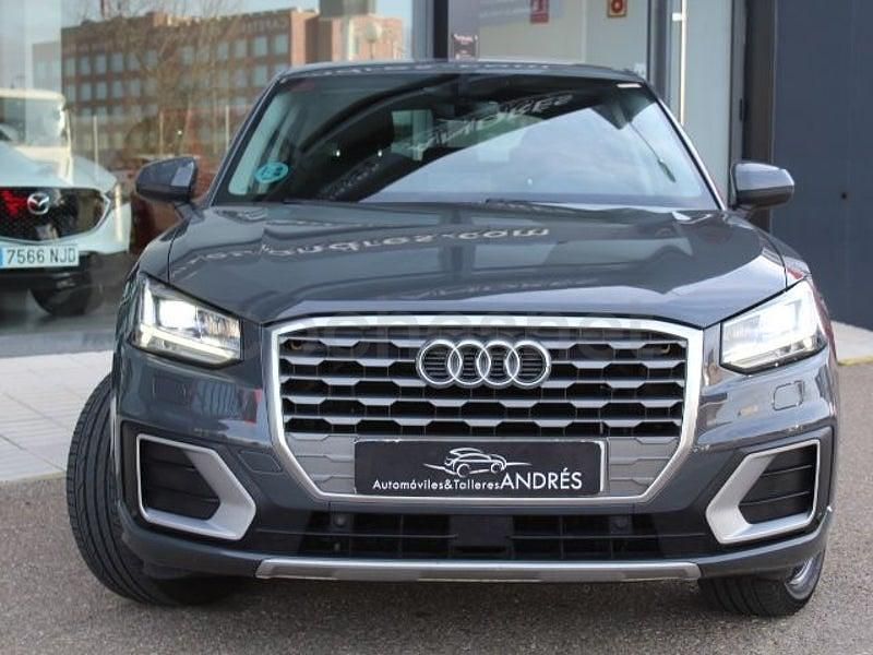 Usado Audi Q2 Sport 116 CV (85 kW) 2019 Gris / plata SUV