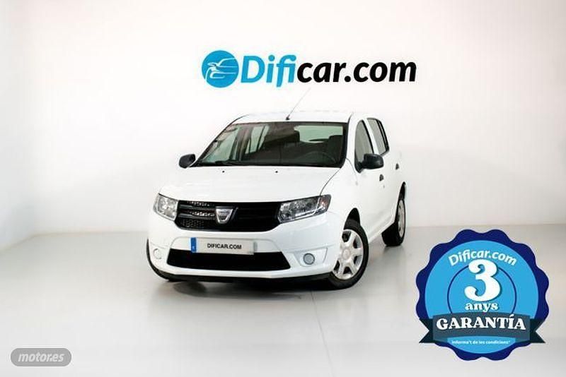 Usado Dacia Sandero Ambiance 76 CV (55 kW) 2013 Blanco Berlina