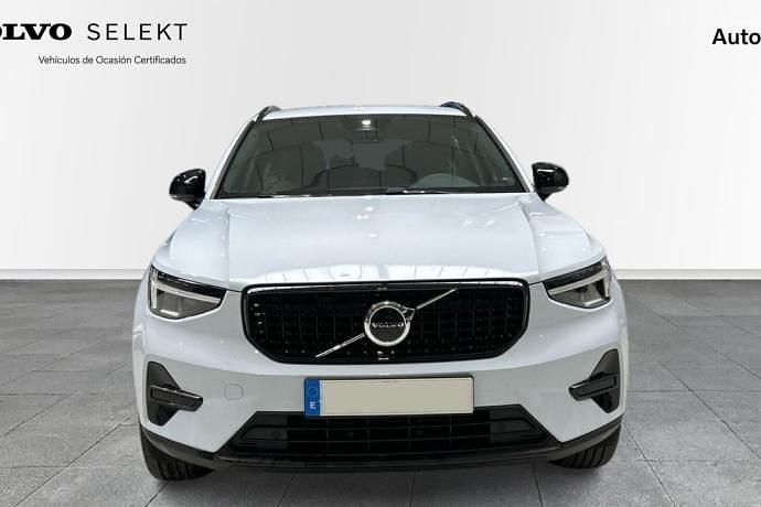 Usado Volvo XC40 Plus 163 CV (119 kW) 2025 SUV