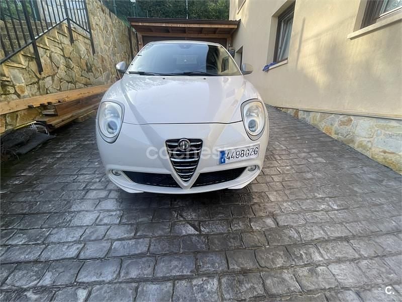 Usado Alfa Romeo MiTo Distinctive 78 CV (57 kW) 2010 Blanco Utilitario