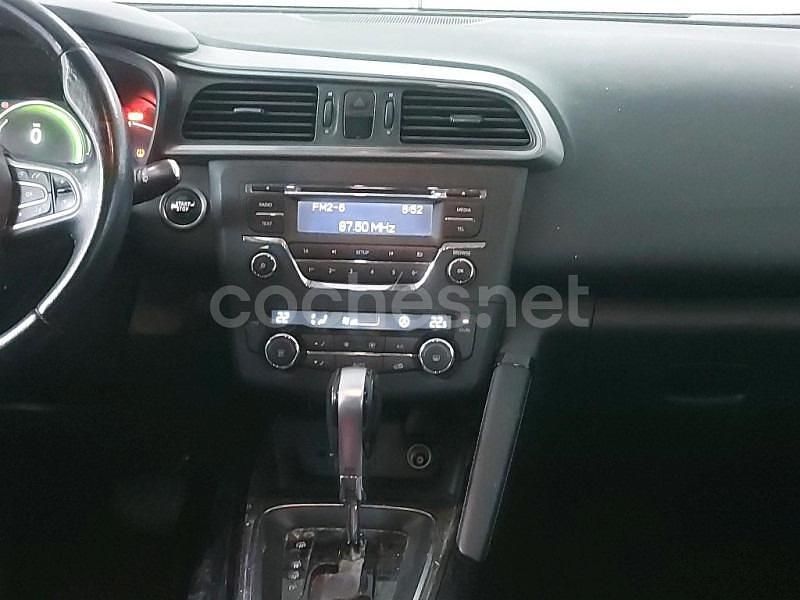Usado Renault Kadjar Intens 110 CV (80 kW) 2017 Blanco SUV