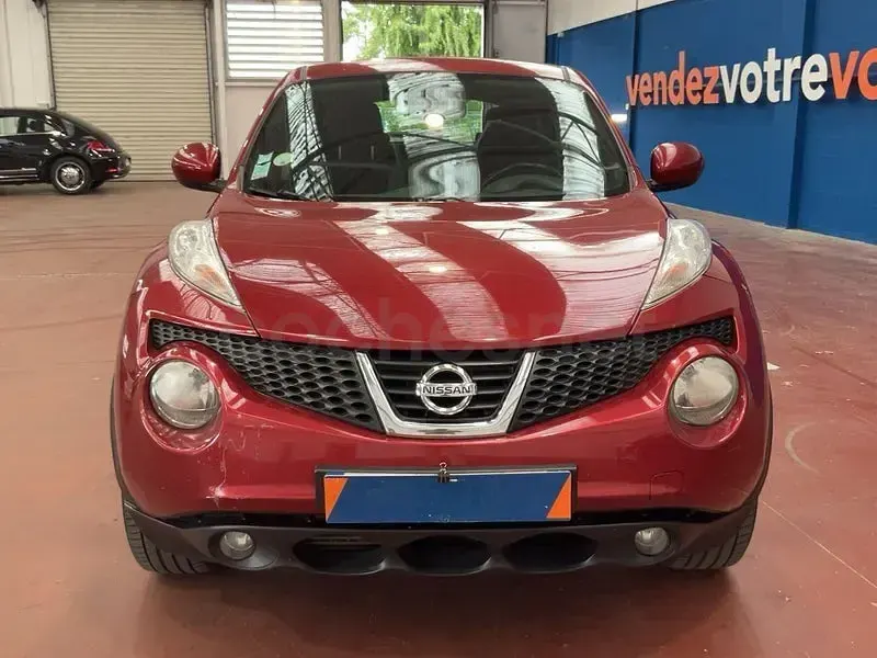 Usado Nissan Juke Acenta 110 CV (80 kW) 2013 Granate SUV