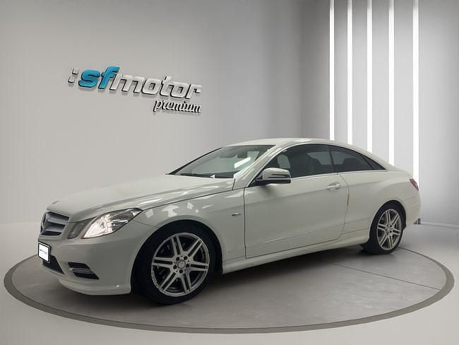 Usado Mercedes E220 170 CV (125 kW) 2012 Blanco Coupe
