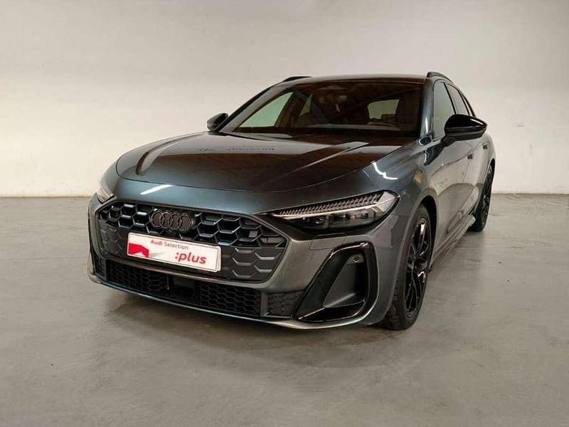 Usado Audi A5 204 CV (150 kW) 2025 Gris Familiar