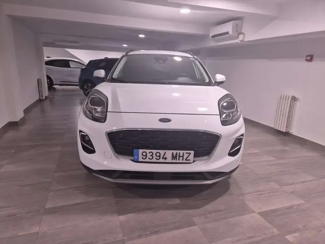 Usado Ford Puma Titanium 125 CV (91 kW) 2023 Blanco SUV