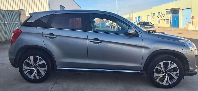 Usado Citroën C4 Aircross 114 CV (83 kW) 2017 Gris SUV