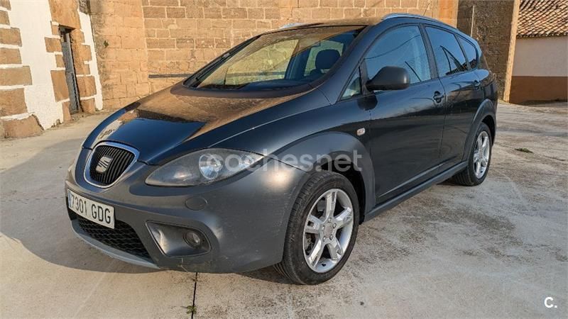 Gris / plata Usado 2008 Seat Altea Monovolumen | 5900 € (Precio justo) - Imagen 1/4