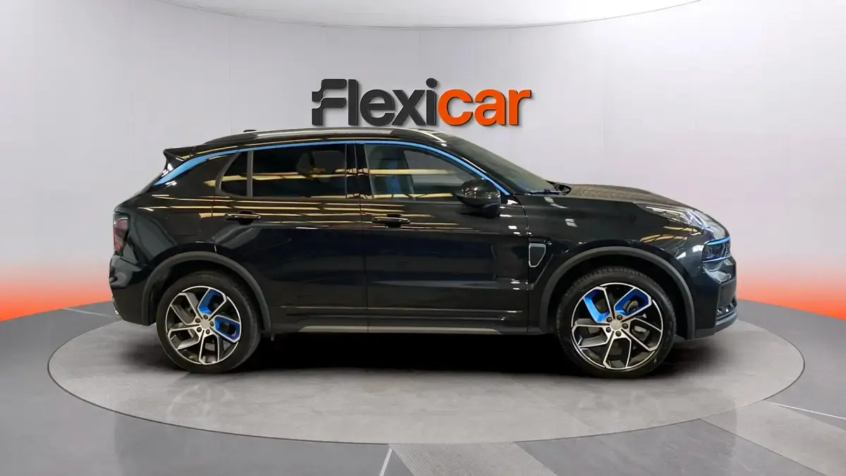 Usado Lynk & Co 01 261 CV (191 kW) 2024 Negro SUV
