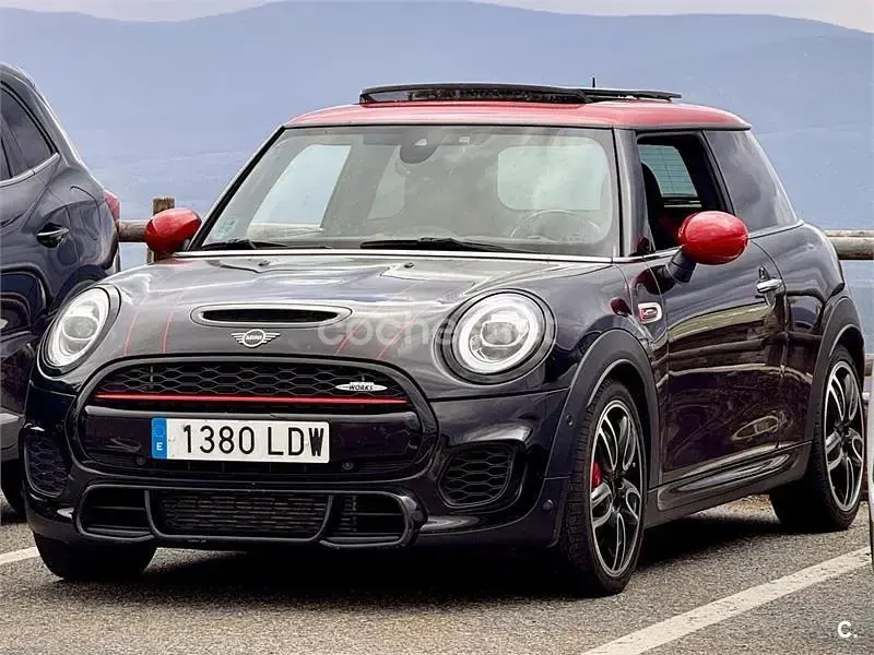 Usado Mini John Cooper Works 231 CV (169 kW) 2020 Negro Utilitario