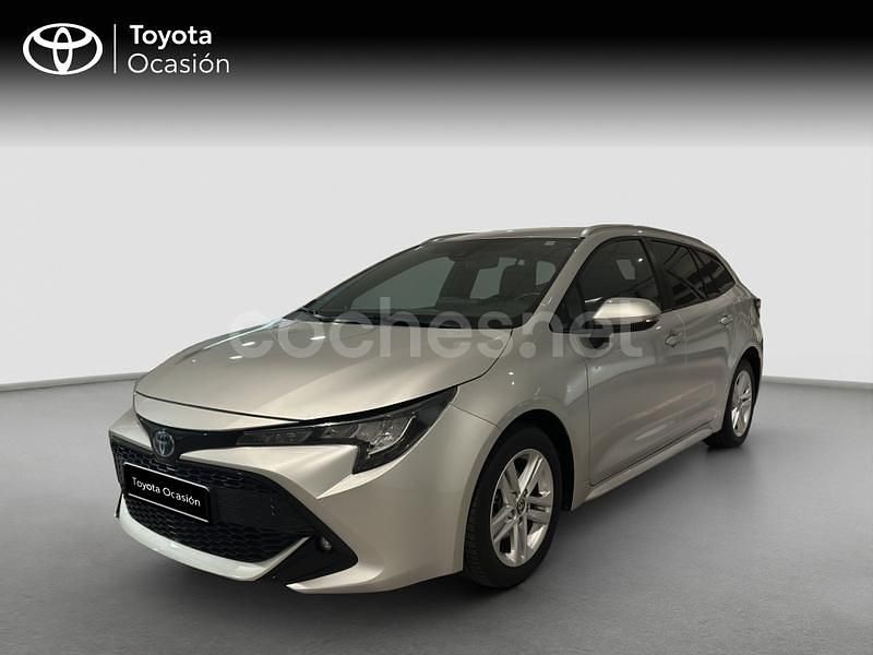 Gris / plata Usado 2021 Toyota Corolla Active Familiar | 21.900 € (Un poco caro) - Imagen 1/4