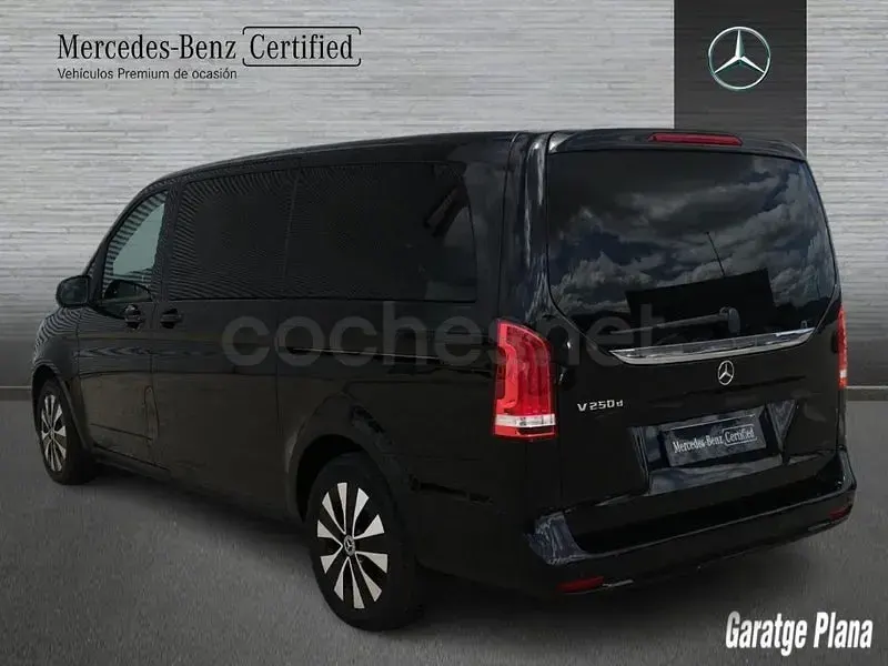 Usado Mercedes V250 190 CV (139 kW) 2023 Negro Monovolumen
