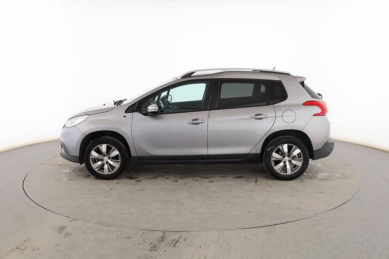 Usado Peugeot 2008 Style 82 CV (60 kW) 2016 Gris SUV