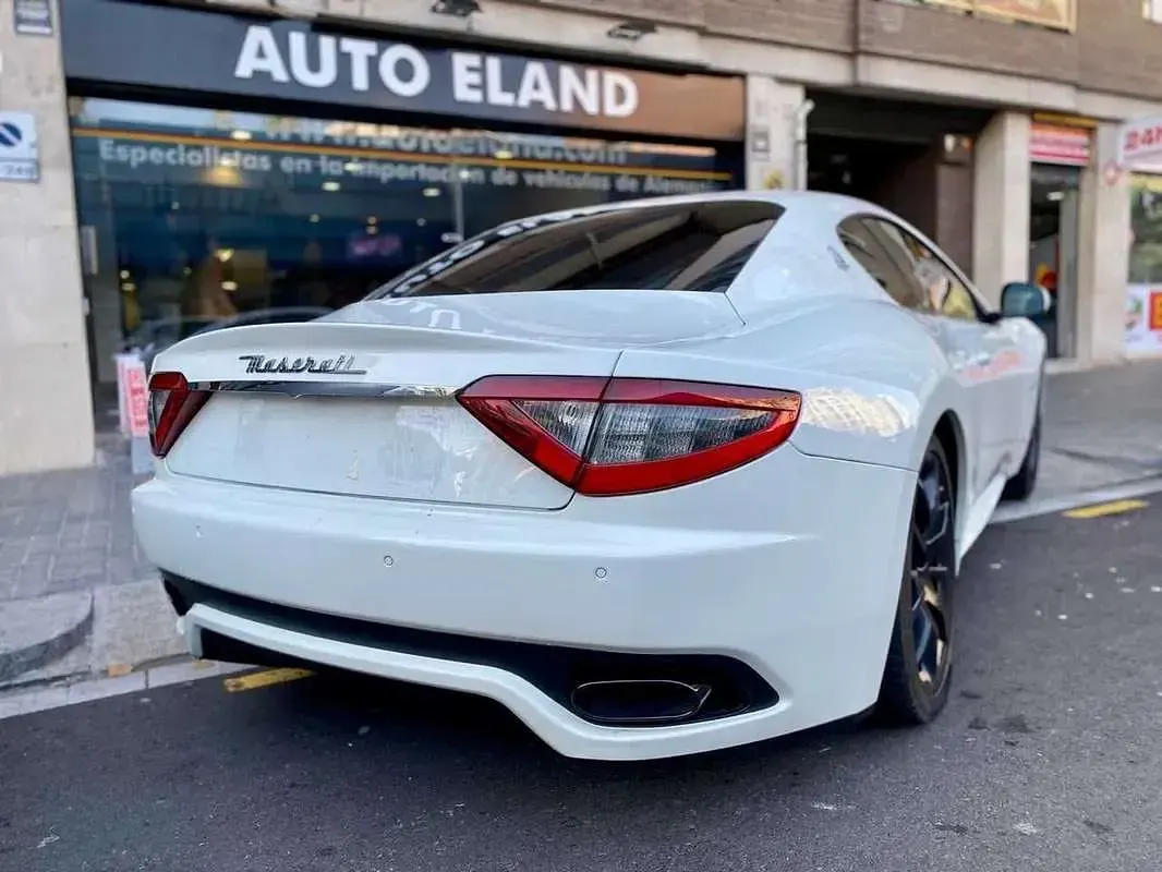 Usado Maserati Granturismo 461 CV (339 kW) 2016 Blanco Coupe