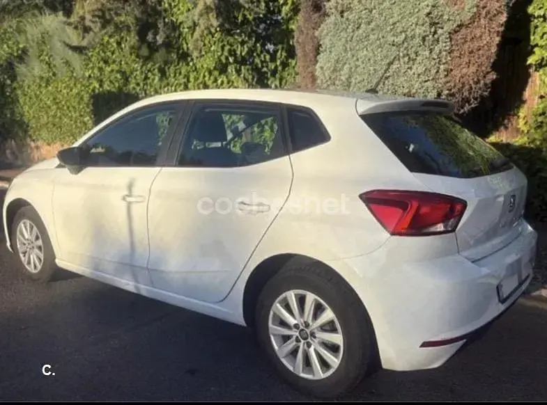 Usado Seat Ibiza FR 90 CV (66 kW) 2019 Blanco Utilitario
