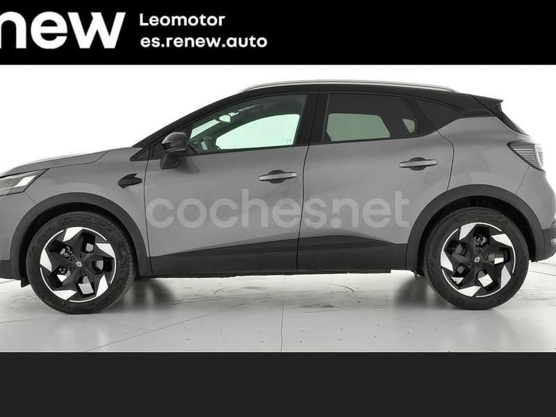 Usado Renault Captur Techno 100 CV (73 kW) 2025 Gris / plata SUV