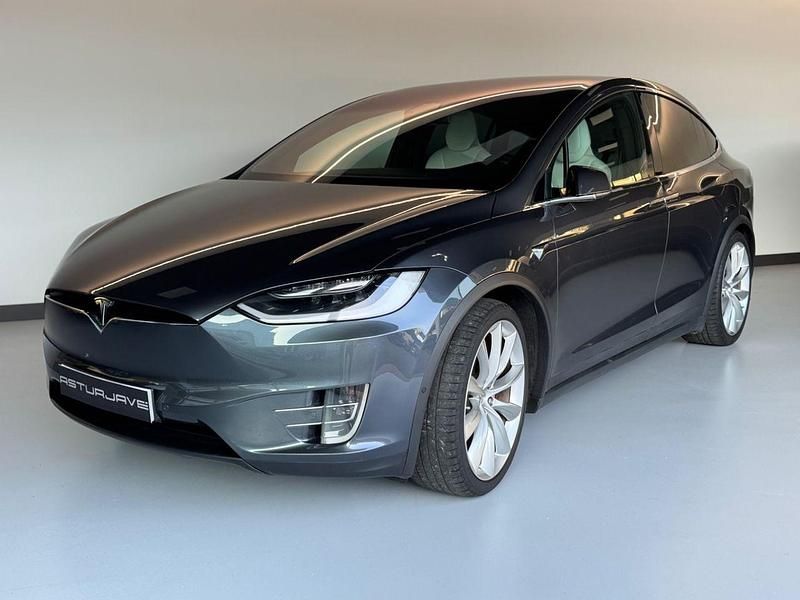 Usado Tesla Model X 567 kW (772 CV) 2018 Gris SUV