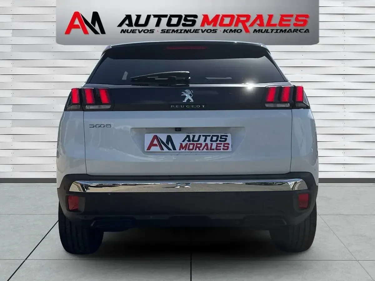 Usado Peugeot 3008 Allure 131 CV (96 kW) 2023 Blanco SUV