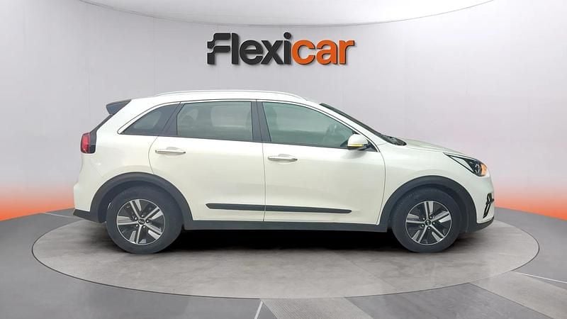 Usado Kia Niro 141 CV (103 kW) 2021 Blanco SUV