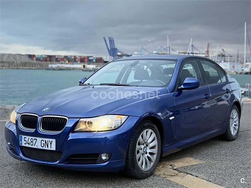 Azul Usado 2009 BMW 320 Berlina | 7900 € (Precio justo) - Imagen 1/4
