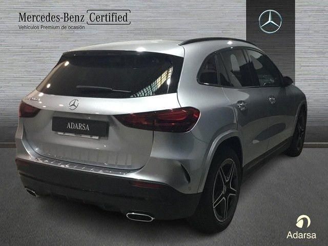 Nuevo Mercedes GLA200 AMG line 150 CV (110 kW) 2026 Plata hightech SUV
