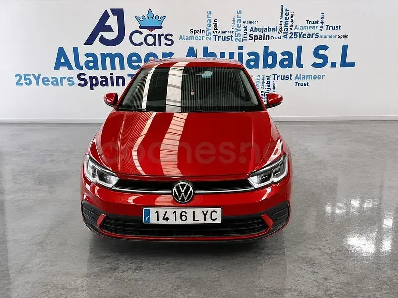 Usado VW Polo Life 95 CV (69 kW) 2022 Rojo Utilitario