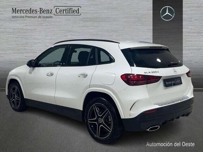 Usado Mercedes GLA200 151 CV (111 kW) 2025 Blanco SUV