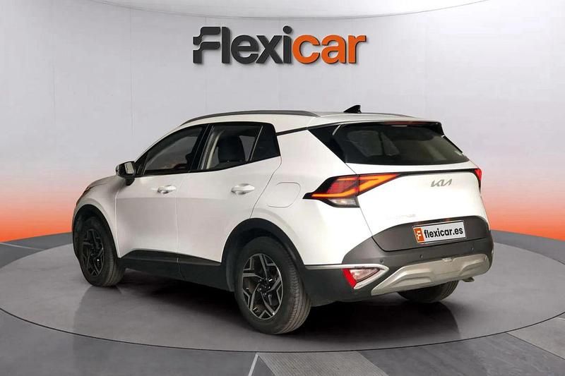 Usado Kia Sportage 136 CV (100 kW) 2023 Blanco SUV