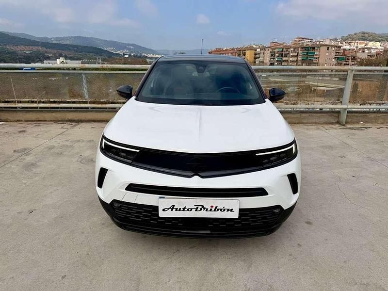 Usado Opel Mokka GS Line 110 CV (80 kW) 2022 Blanco SUV