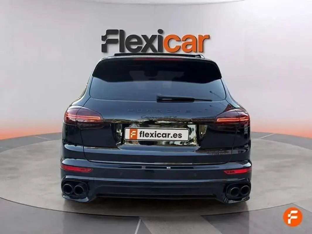 Usado Porsche Cayenne 441 CV (324 kW) 2016 Negro SUV