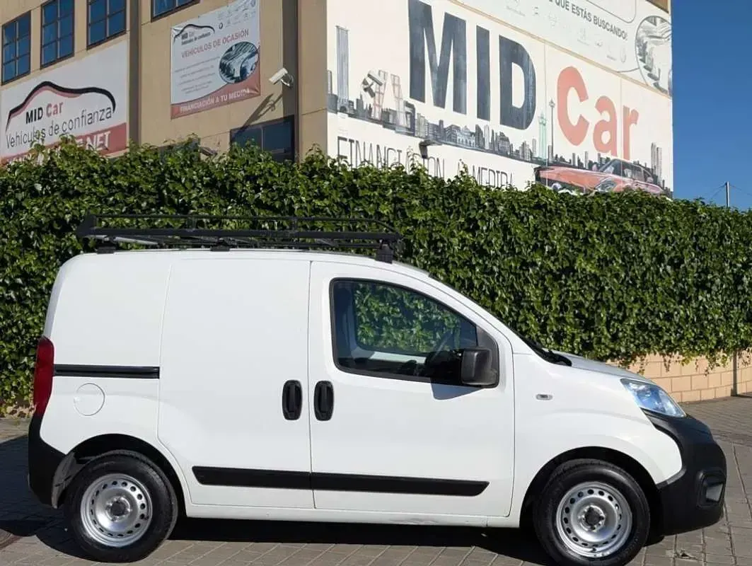 Usado Fiat Fiorino 82 CV (60 kW) 2018 Blanco Monovolumen