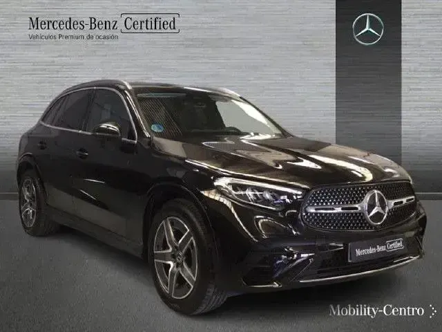 Usado Mercedes GLC220 197 CV (144 kW) 2025 Negro obsidiana SUV