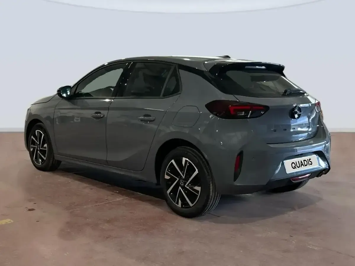 Nuevo Opel Corsa 100 CV (73 kW) 2026 Gris Utilitario