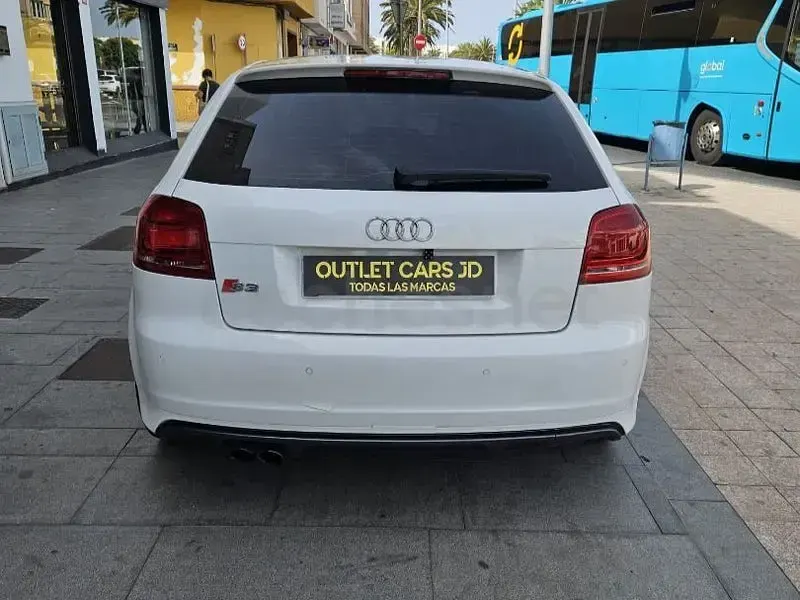 Usado Audi S3 Ambiente 265 CV (194 kW) 2009 Blanco Utilitario
