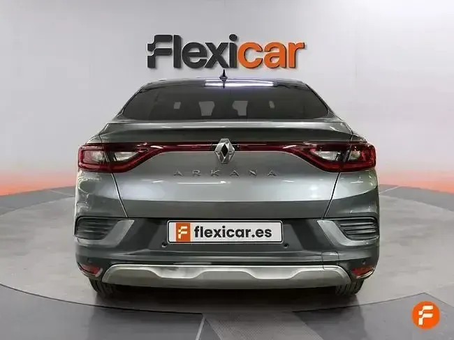 Usado Renault Arkana Equilibre 140 CV (102 kW) 2022 Gris SUV