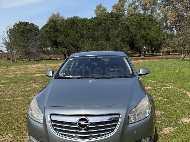 Usado Opel Insignia Cosmo 130 CV (95 kW) 2011 Gris / plata Berlina