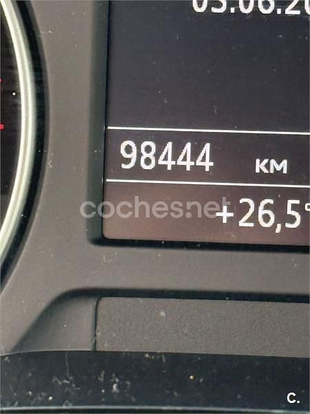 Usado Audi A3 116 CV (85 kW) 2019 Gris / plata Berlina