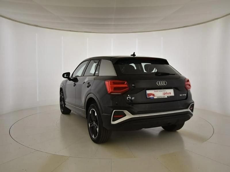 Usado Audi Q2 S-Line 116 CV (85 kW) 2025 Negro SUV