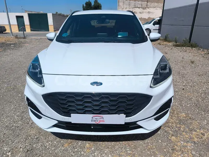 Usado Ford Kuga ST-Line 150 CV (110 kW) 2022 Blanco SUV
